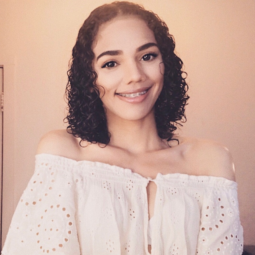 welcome to my closet 🌻✨